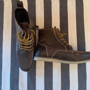 Crevo Memory Foam Brown Boots